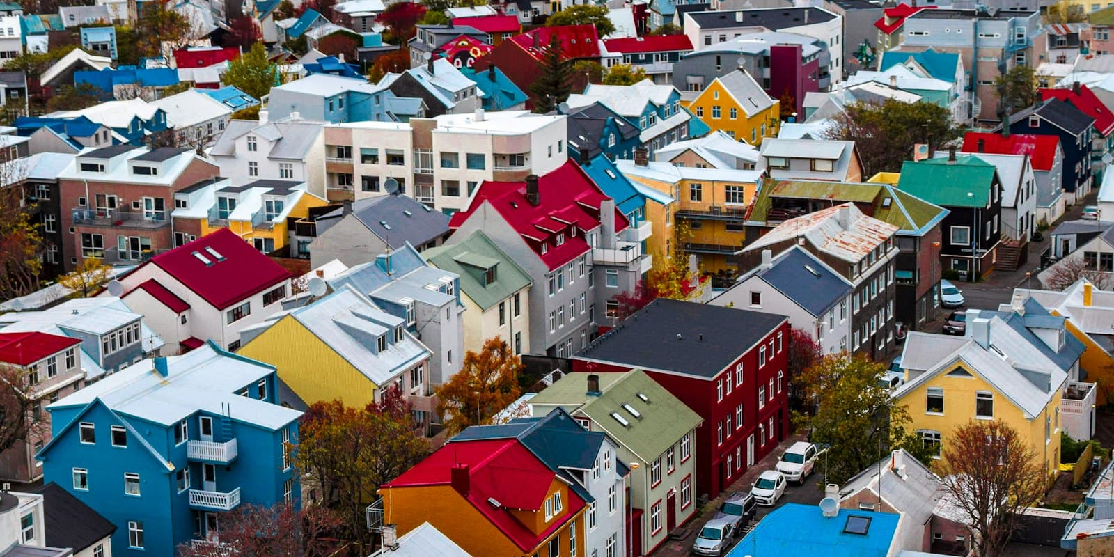 Þök og hús í Reykjavík séð úr lofti